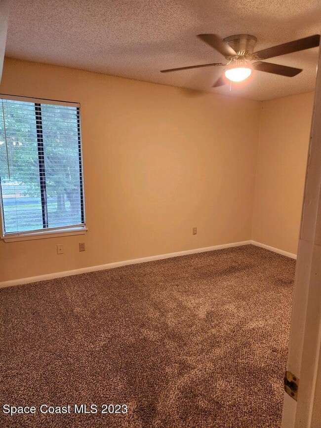 Photo - 3505 Sable Palm Ln Unit G