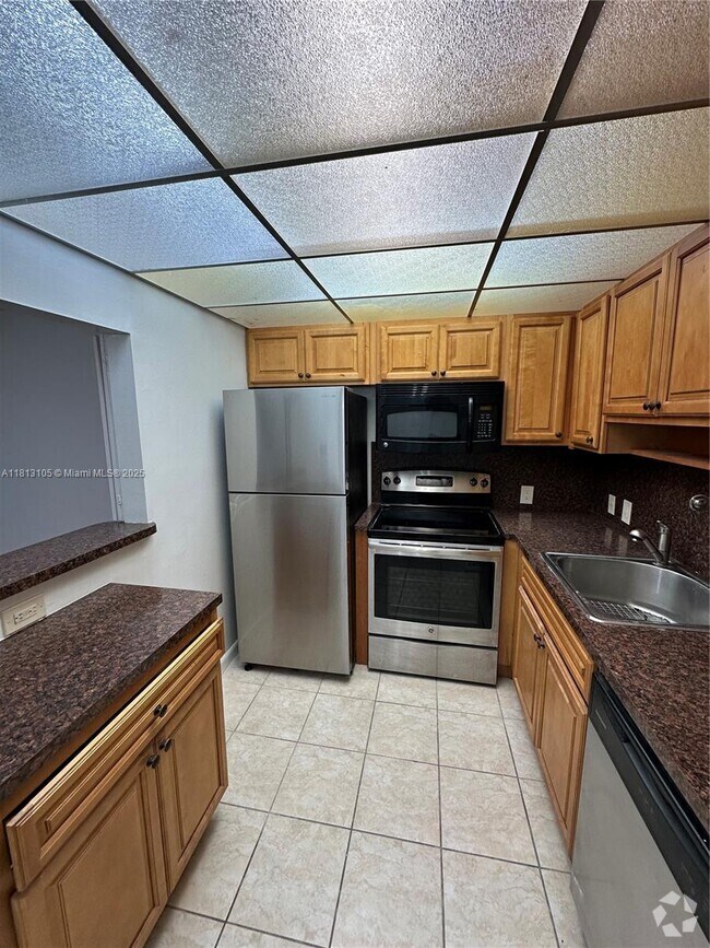 Building Photo - 289 Suffolk F Unit 289 Rental