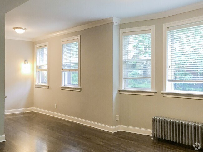 Building Photo - 4838 N Paulina St Unit 4836-G Rental