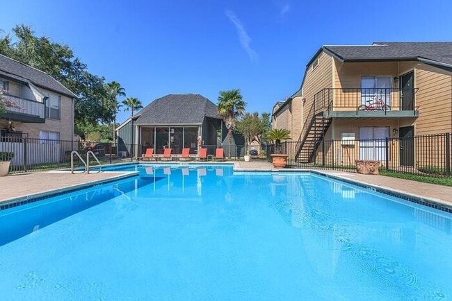 Photo - 2139 Lake Hills Dr Unit d2