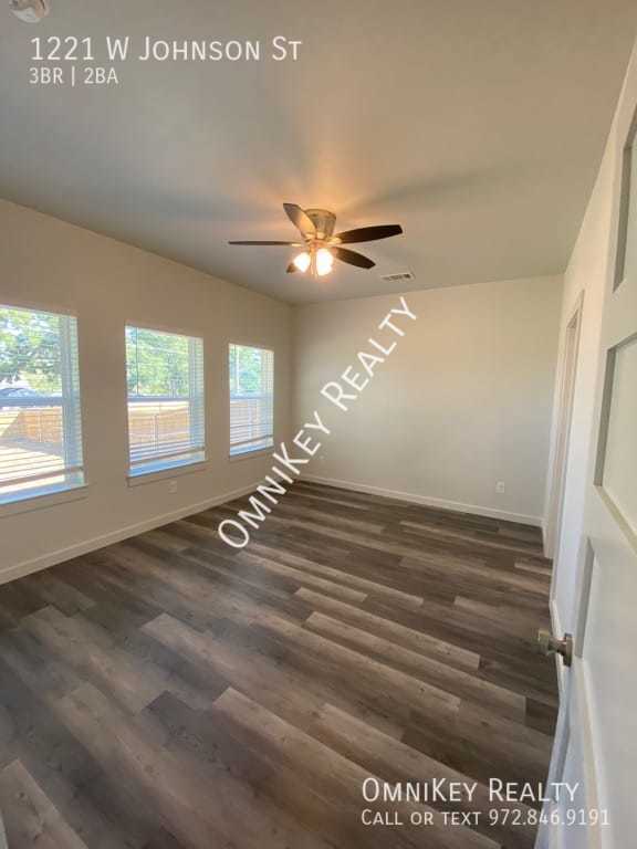 Photo - 1221 W Johnson St