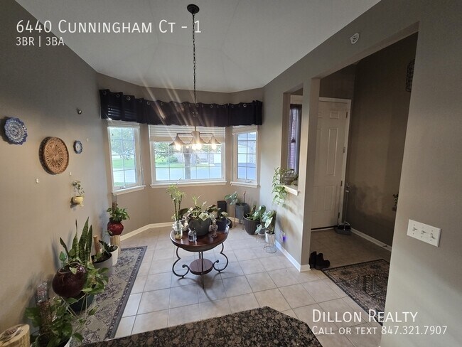 Photo - 6440 Cunningham Ct