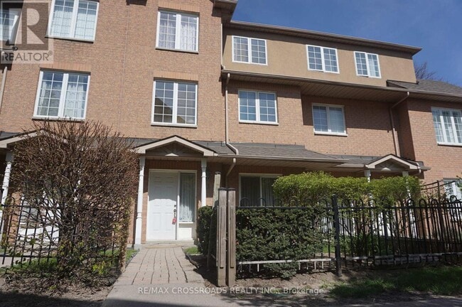 Photo - 12 St Moritz Way