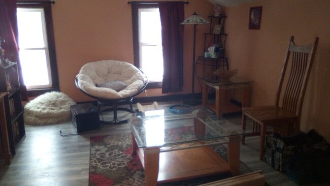 Photo - 352-354 W Racine Unidad 1