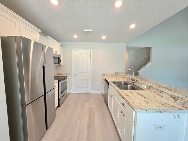 Photo - 358 Cardinal Cove Ct