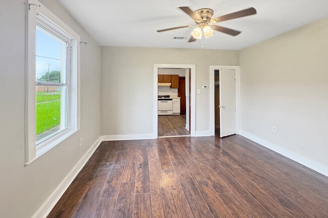 663 Victory Dr