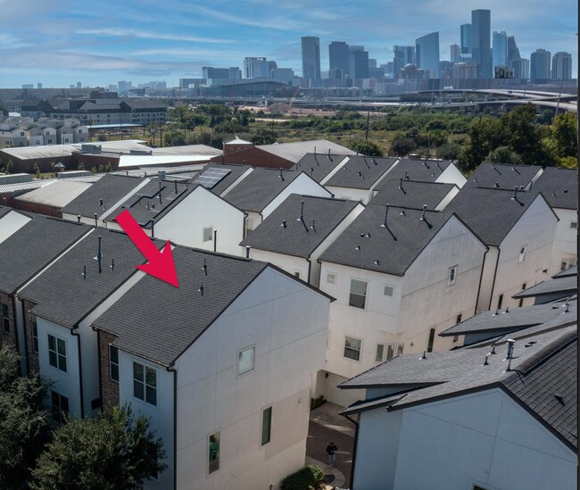 Photo - 711 Schwartz St