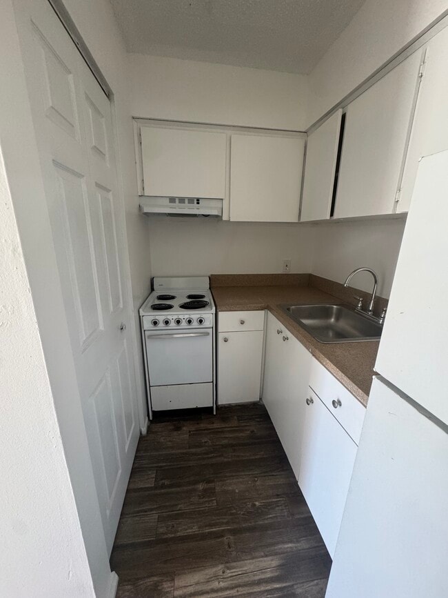 Photo - 8560 Channelview Cir