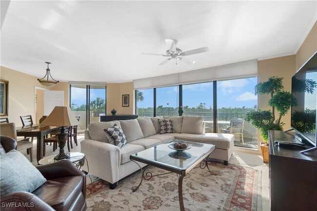 Photo - 6001 Pelican Bay Blvd Unidad 202 Rental