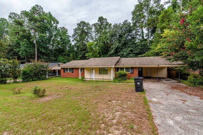 Photo - $1,499- Spacious 3 bed/2 bath single-famil...