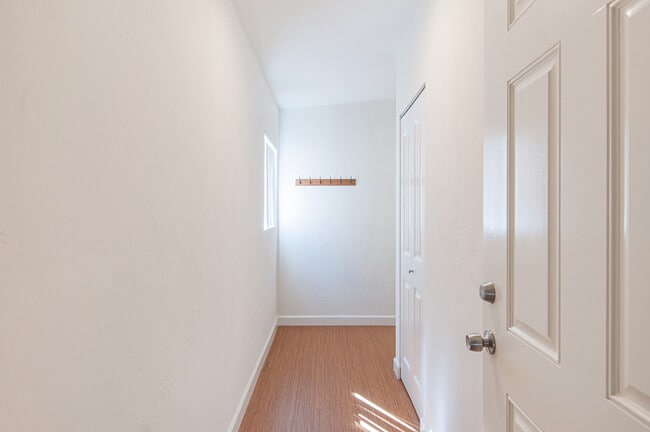 Photo - PERFECTLY LOCATED 2 BD/1 BA UPSTAIRS APART... Unit 3876.5 Haines Street
