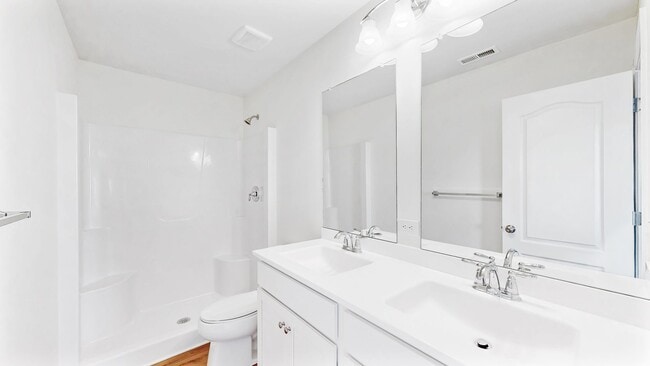 Photo - 139 Totter Way