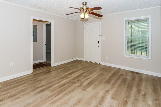 Photo - 1308 Greenbriar Dr