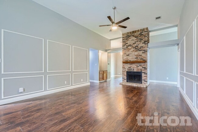 Photo - 725 Rawlins Dr