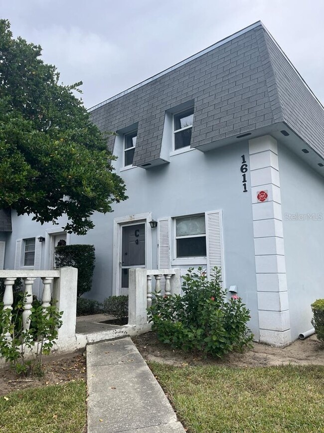 Building Photo - 1611 SE 25th St Rental
