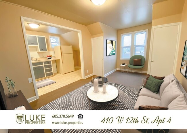 Building Photo - 410 W 12th St Unit 4