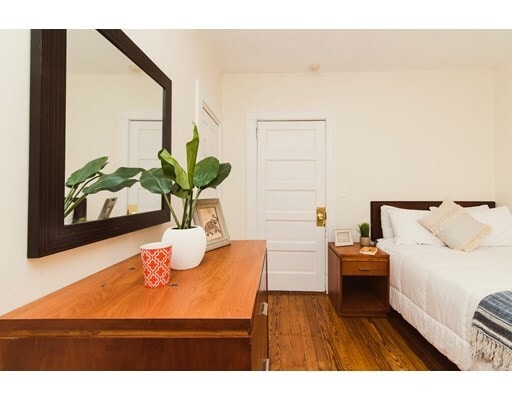 Photo - 51 Gordon St Unit 1
