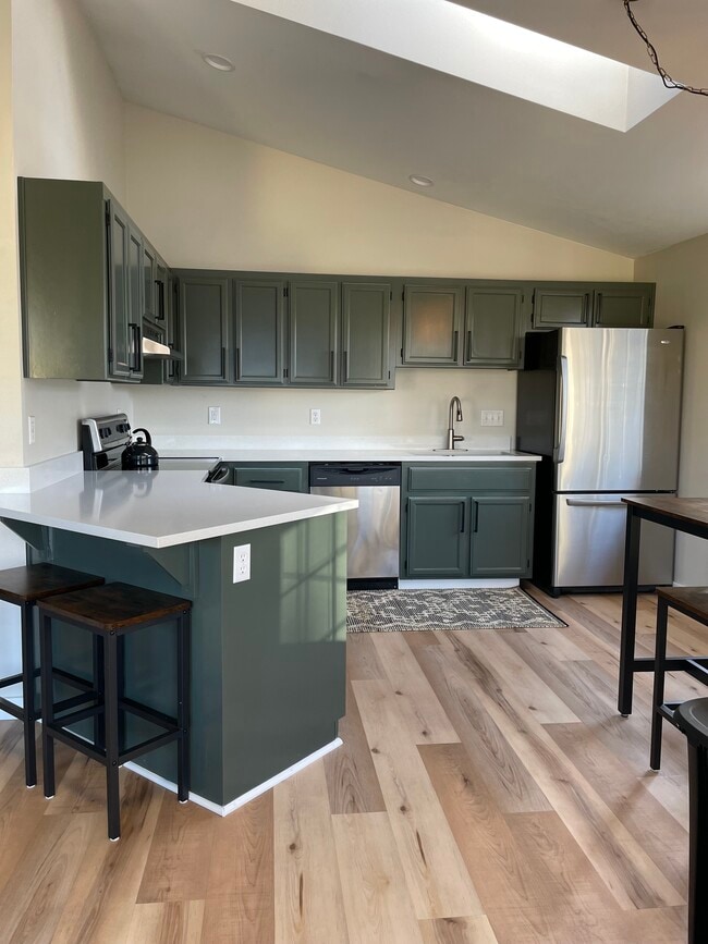 Photo - 543 NE Emerson Ave Unidad C