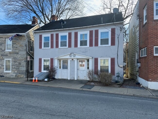 Photo - 336 Greenwich St