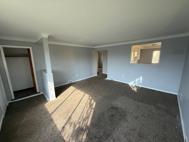 Photo - 8525 Rivard Ave