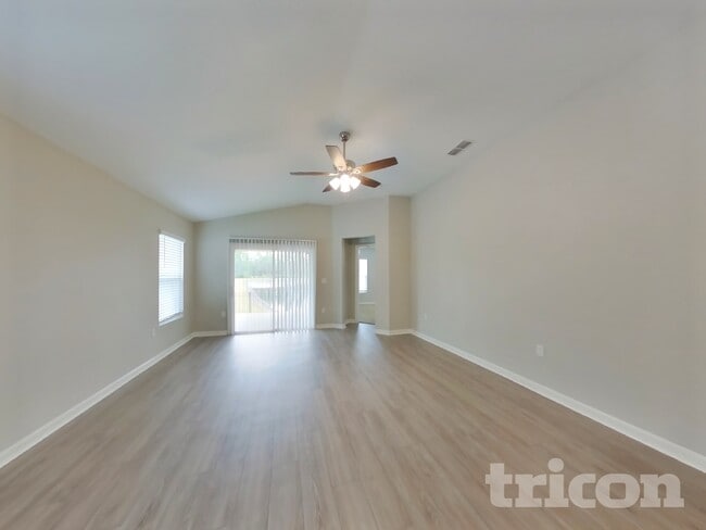 Photo - 1905 Constitutional Republic Pl