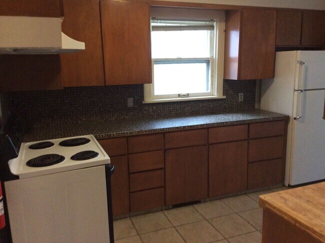 Photo - 630 S Whitcomb St Unit 630 S Whitcomb St