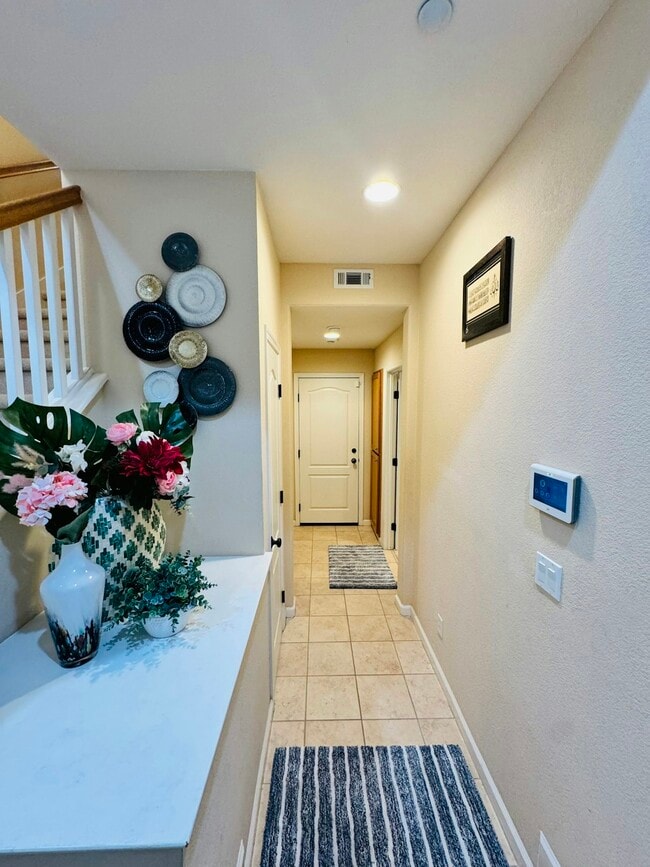 Photo - 5855 Hillbrook Pl
