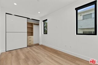 Building Photo - 4825 Satsuma Ave