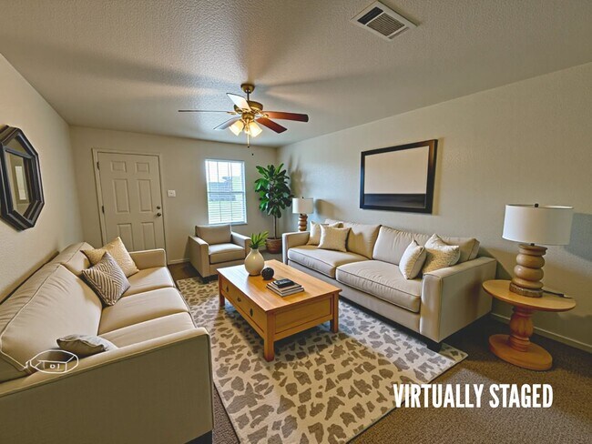 Photo - 196 Ryan Cir Unidad C