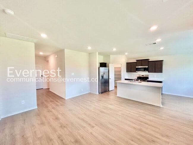 Photo - Modern Living with Fenced Yard and Garage Access / 3 Bed & 2 Bath / Available Now!