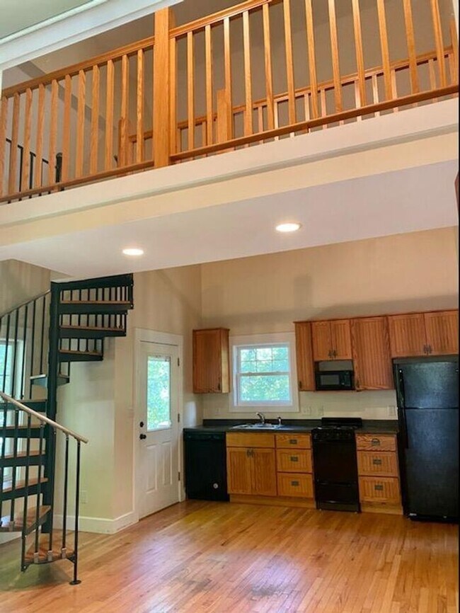 Photo - Montford Rental!