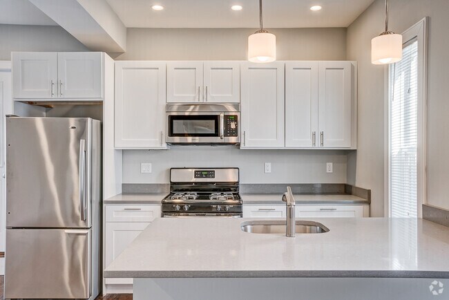 Building Photo - 147 Boston St Unit 3 Rental