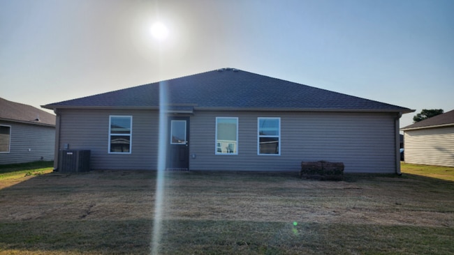 Photo - 2606 S Silver St