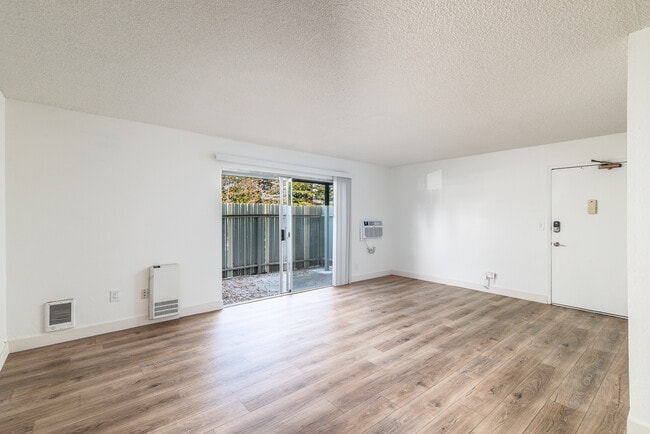 Photo - 521 Alameda del Prado Unit 127A