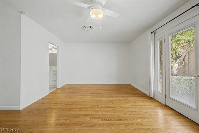 Building Photo - 3145 Bel Air Dr