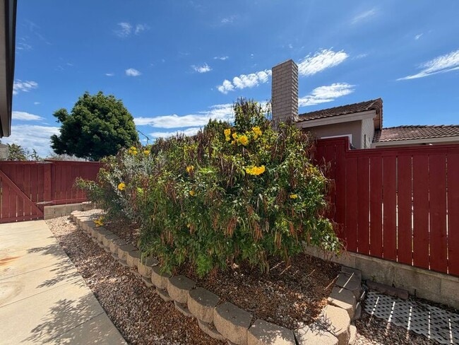Photo - 720 Valley Crest Dr