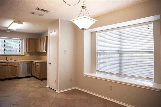 Photo - 1229 Colony St