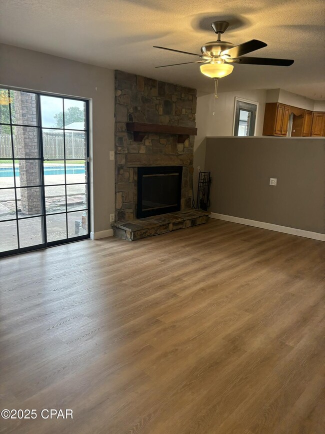 Photo - 1520 Belmont Blvd