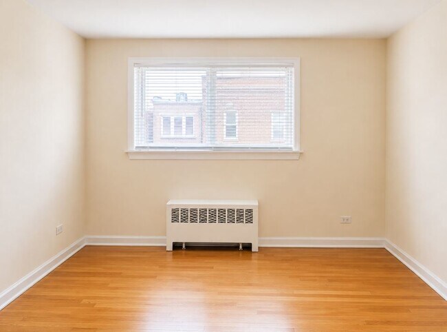Photo - 6130 N Seeley Ave Unit 3S