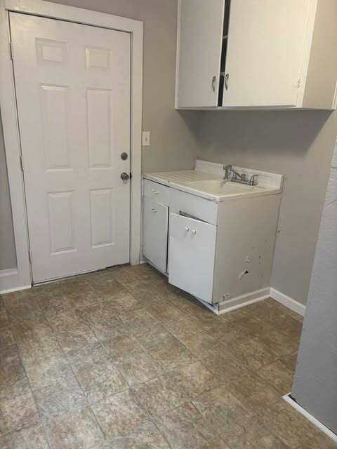 Photo - 319 E Dundee St