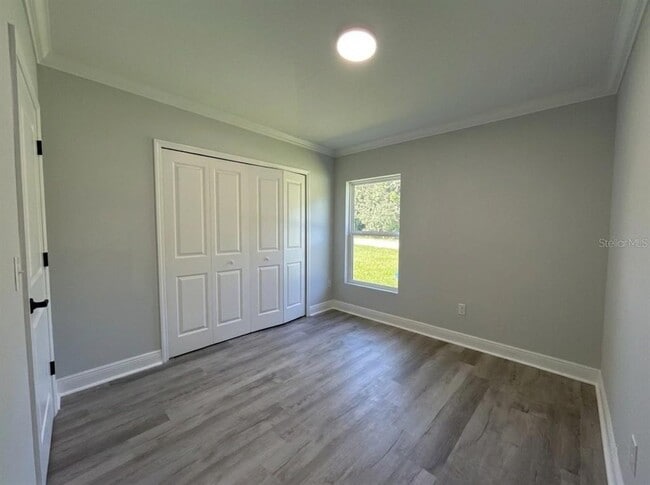 Photo - 223 Oak Ln Trk