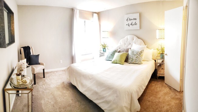 Photo - Chelsea Gardens DNU