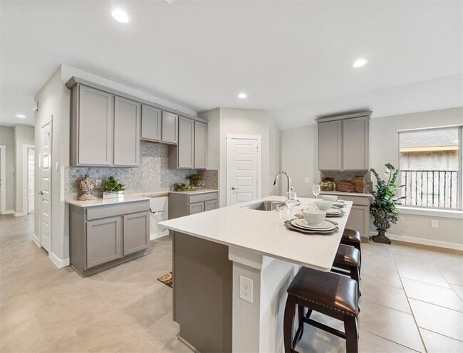 Building Photo - 30743 Wicklow Gdns Dr