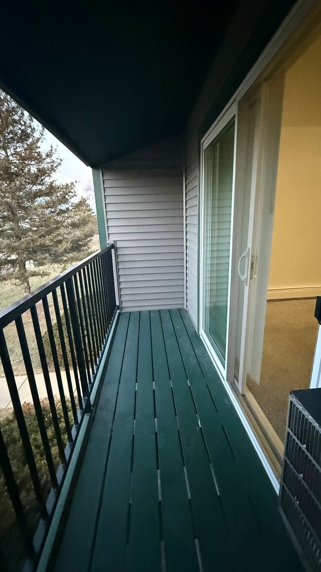 Photo - Upper 2 Bedroom Apartment – Heat Included - Available: First Week of June  2026 Unit 417-05 Upper 2 Bedroom