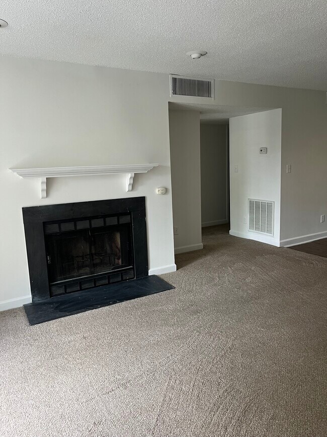 McIver Square Apartments: NEAR UNCG