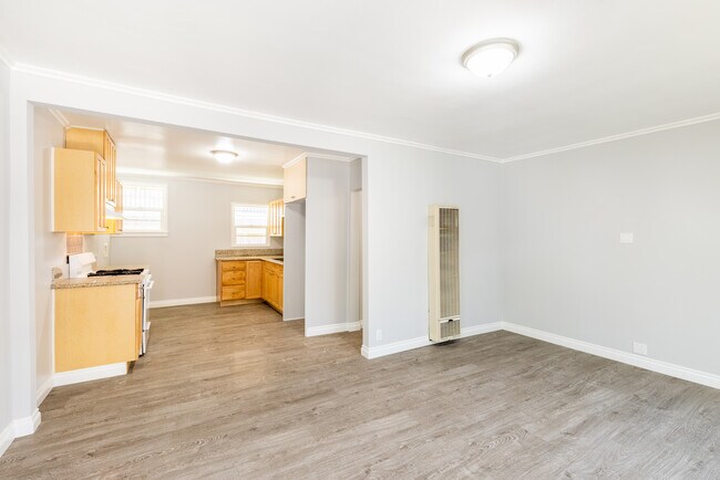 Photo - 1049 Ruberta Ave Unidad Ruberta