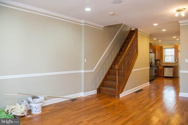 Building Photo - 2034 Tasker St Rental