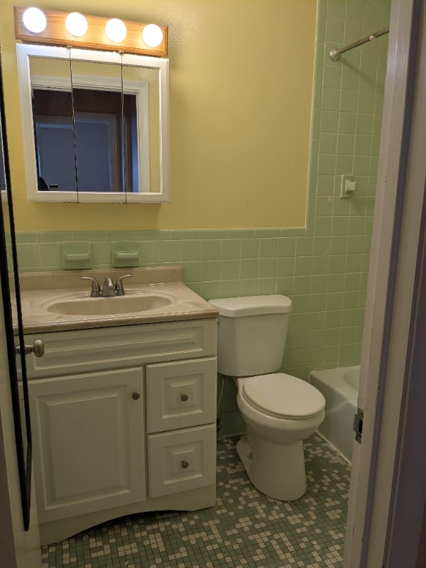 Photo - 12 Thompson Rd