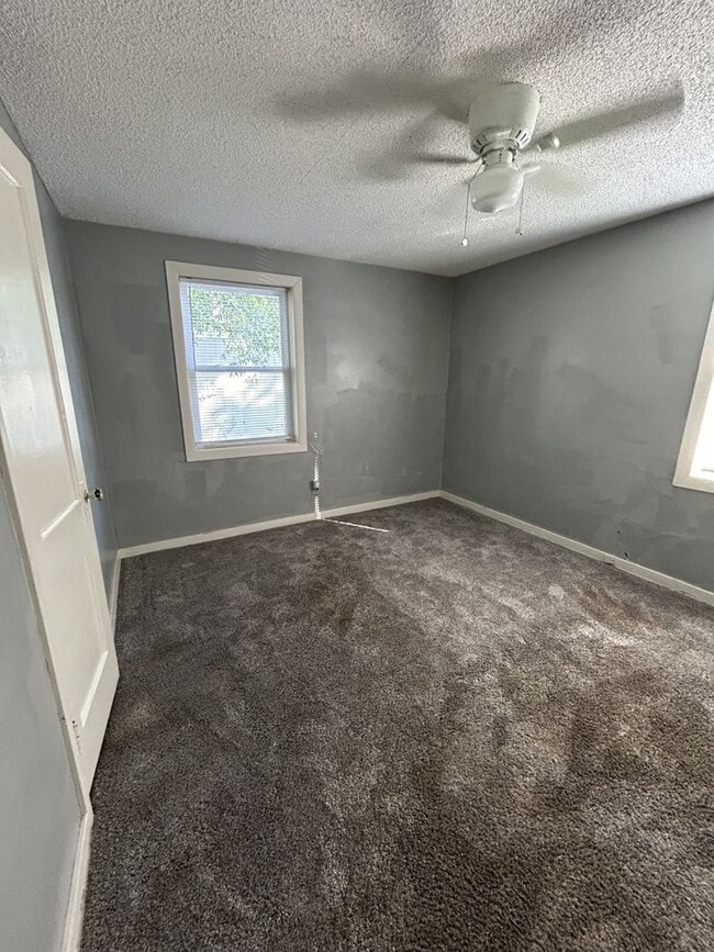 Photo - Super Cute & Cozy!  Check out this 2br/1ba...
