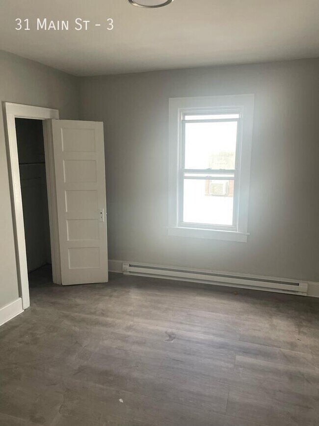 Photo - 31 Main St Unit 3